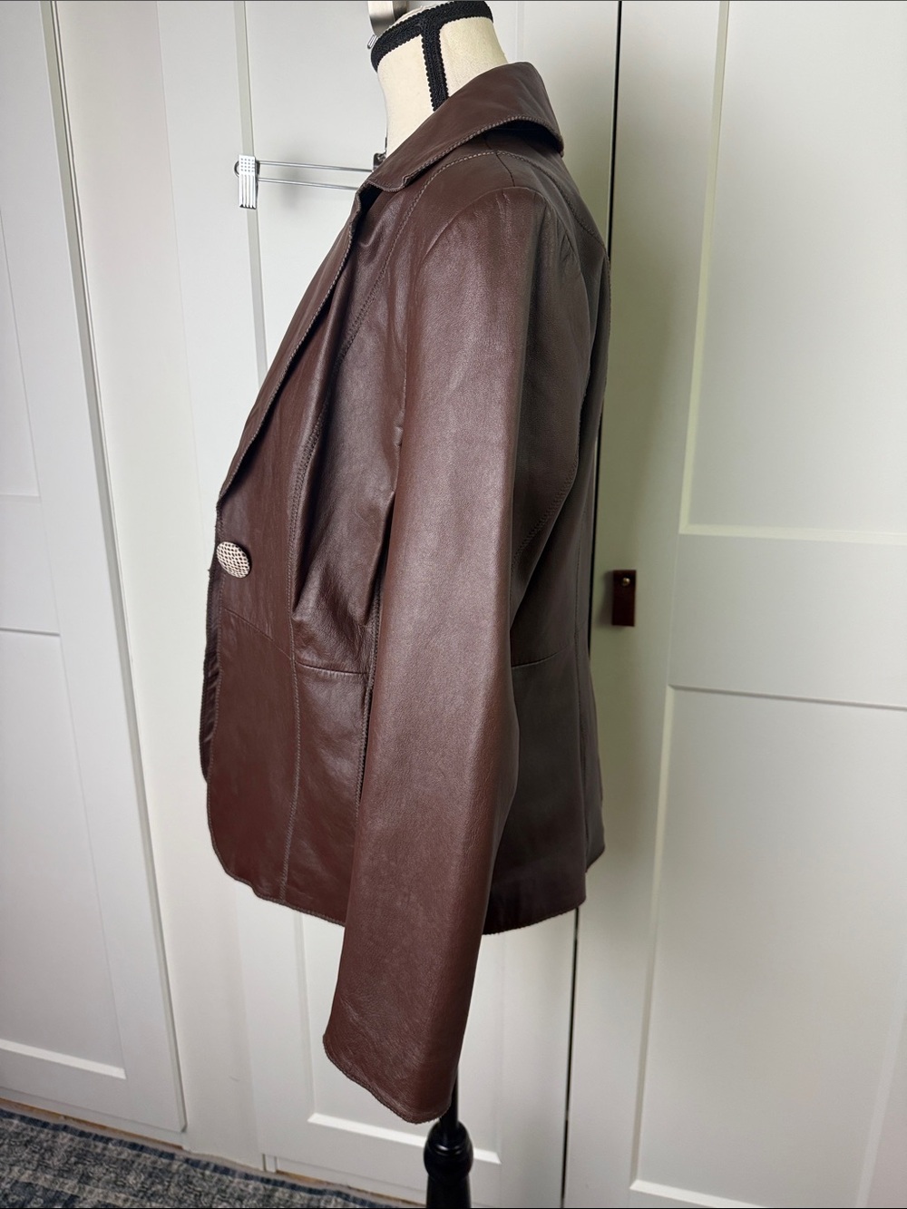 Vintage brown genuine leather Chi by falchi button front funky lined jacket coat - Picture 5 of 10